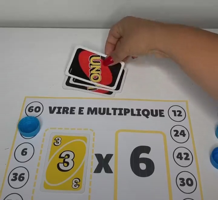 Jogo da tabuada com UNO